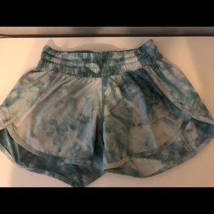 Lululemon Tracker short, 3” inseam, size 4